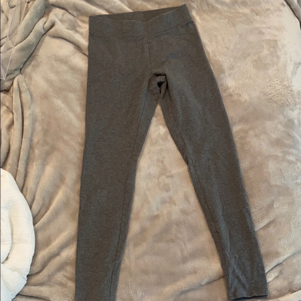 Gray leggings